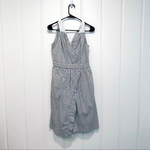 Super cute banana republic dress!